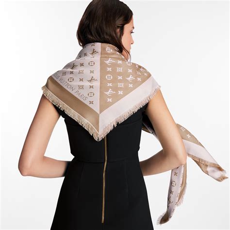 louis vuitton tuch lila|louis vuitton duogram shawl.